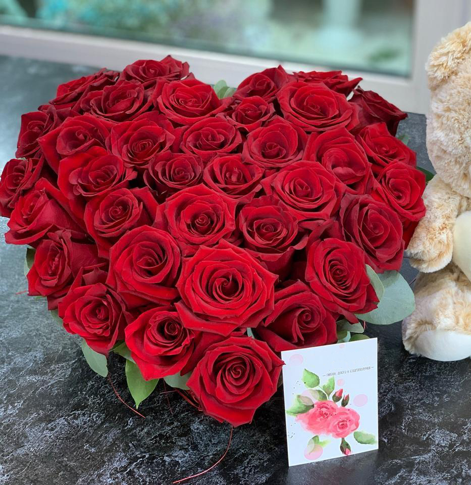 Цветочная композиция из Розы в виде сердца в Ивановское