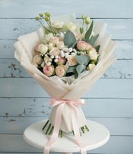 Букет цветов из:  Розы и Лизиантусы в Ивановское