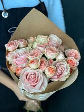 Букет цветов из:  Хризантемы и Розы в Ивановское