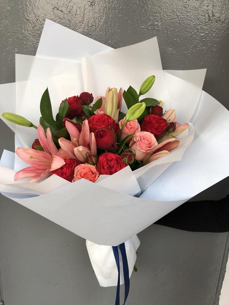 Букет цветов из: Лилии и Розы в Ивановское
