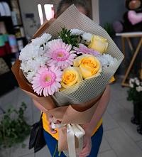 Букет цветов из:  Герберы, Розы и Хризантемы в Ивановское
