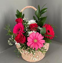 Цветочная композиция из Розы, Хризантемы и Герберы в корзине в Ивановское