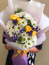 Букет цветов из:  Ирисы, Хризантемы и Розы #REPLACE_PRED# Ивановское