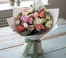 Букет цветов из:  Розы, Лизиантусы и Гвоздики в Ивановское