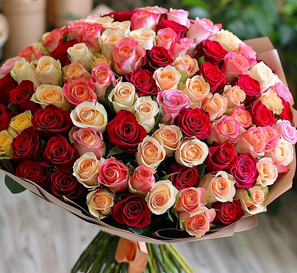 Букет 101 Разноцветная роза в Ивановское