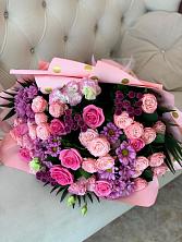 Букет цветов из:  Хризантемы, Розы и Лизиантусы в Ивановское
